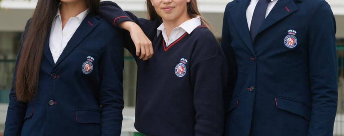 5 Jaket Almamater Universitas Terbaik di Dunia: Ikonik, Berkelas, dan Sarat Makna